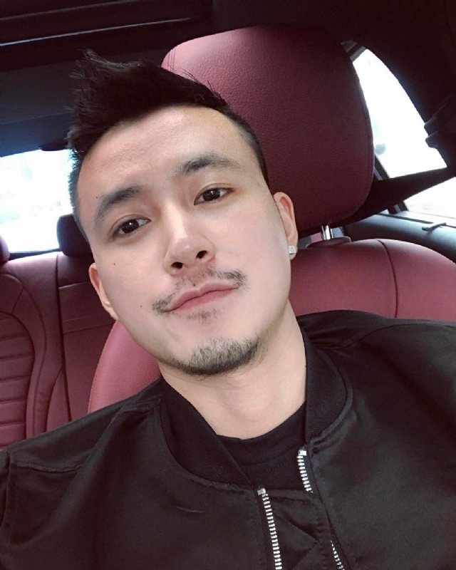 隆刘的第二张照片--厦门相亲服务中心