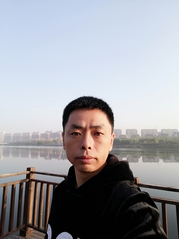 蓝颜的第一张照片--厦门相亲服务中心