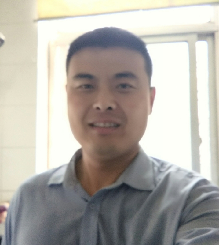 李伟的第一张照片--厦门相亲服务中心