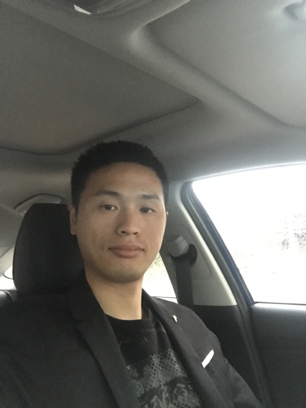 向前走的第一张照片--厦门相亲服务中心
