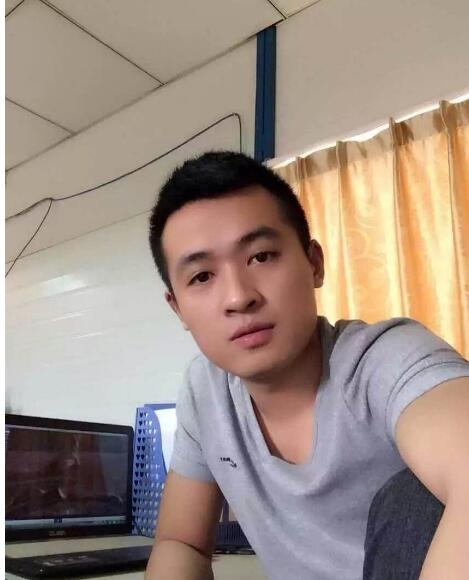 佛山喜欢你的第一张照片--厦门相亲服务中心