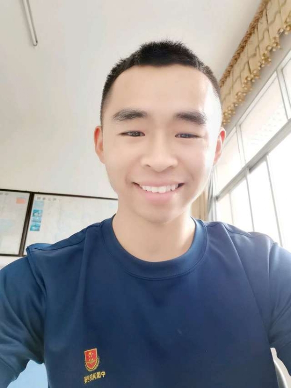超超的第二张照片--厦门相亲服务中心