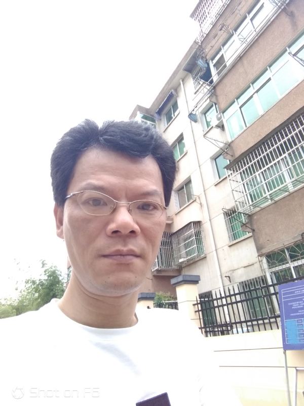 寂静海洋的第一张照片--厦门相亲服务中心