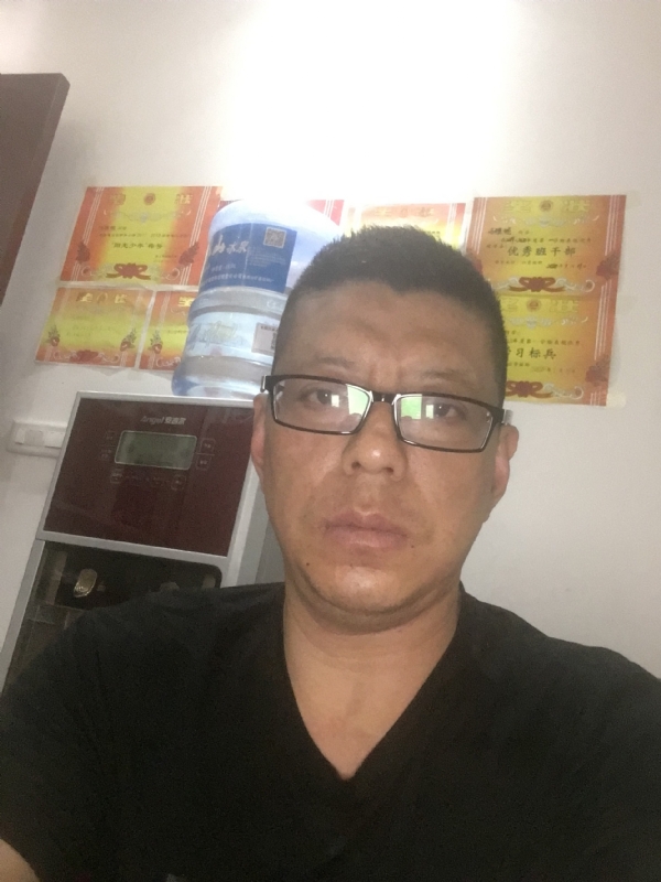牵手的第一张照片--厦门相亲服务中心