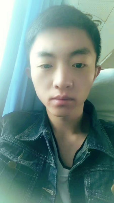 小手冰凉的第一张照片--厦门相亲服务中心