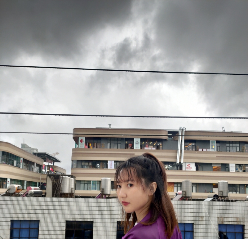 李家小姐的第一张照片--厦门相亲服务中心