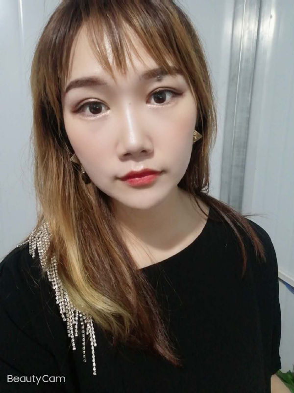 艾薇的第四张照片--厦门相亲服务中心