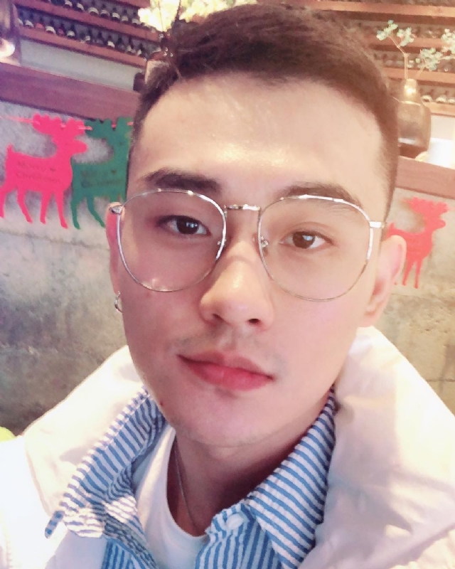 胡强很孤单的第一张照片--厦门相亲服务中心