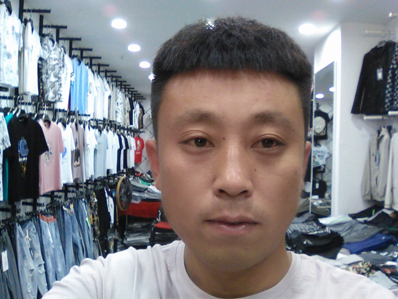 冰冷的心的第二张照片--厦门相亲服务中心