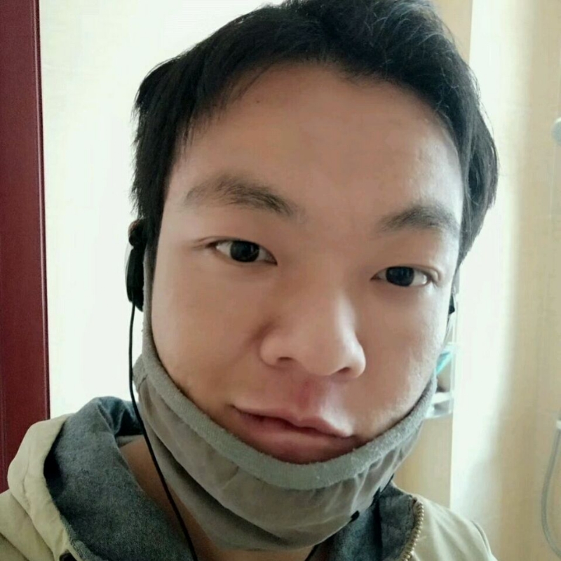 泡沫哭泣的第一张照片--厦门相亲服务中心