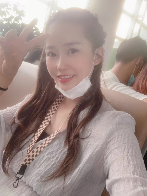 宁乙的第二张照片--厦门相亲服务中心