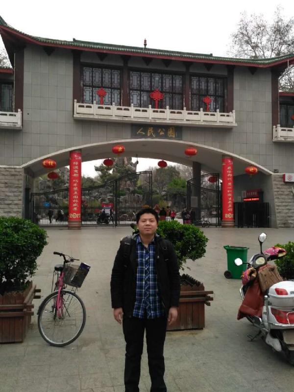 在奋斗的第四张照片--厦门相亲服务中心