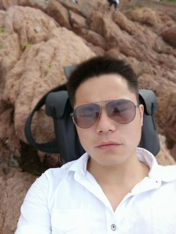 易听的第一张照片--厦门相亲服务中心