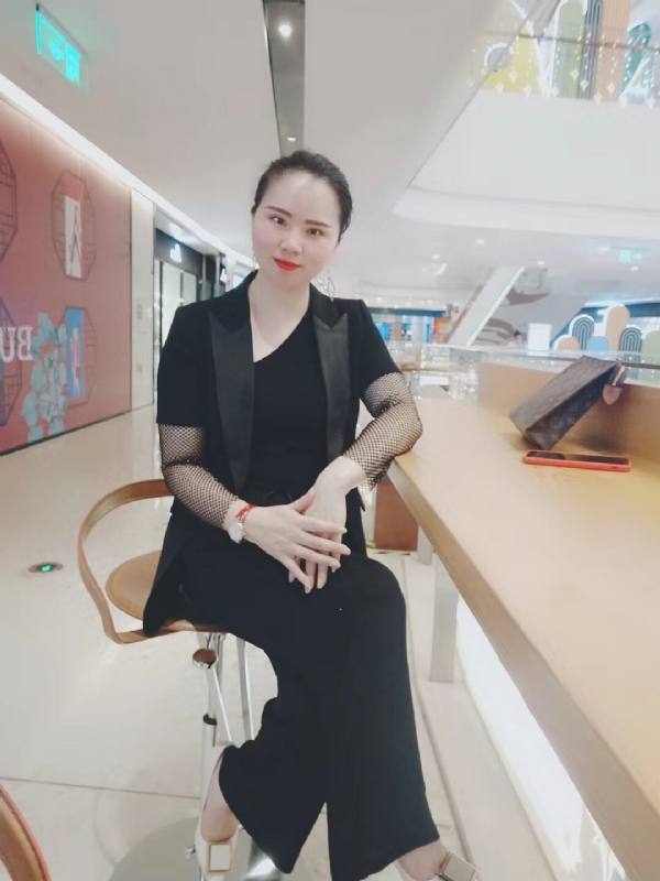 洒脱666的第一张照片--厦门相亲服务中心
