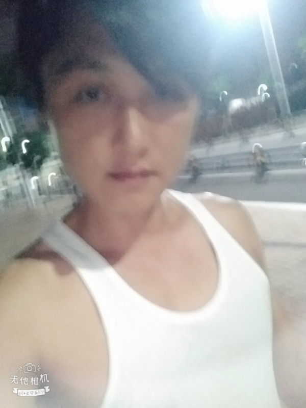 弟弟的第一张照片--厦门相亲服务中心