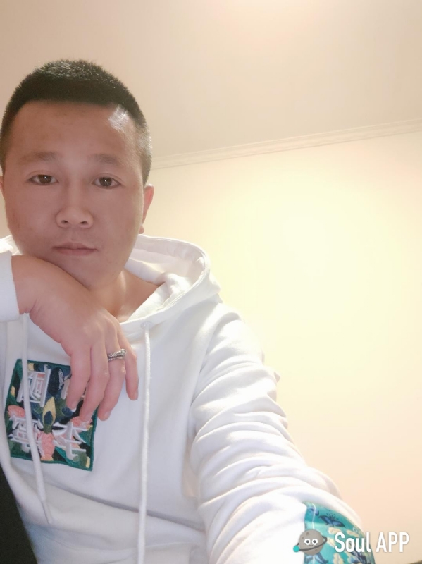 Away的第一张照片--厦门相亲服务中心