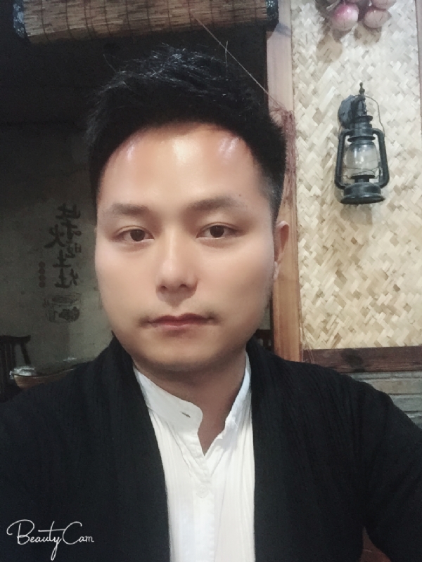 亦初的第一张照片--厦门相亲服务中心