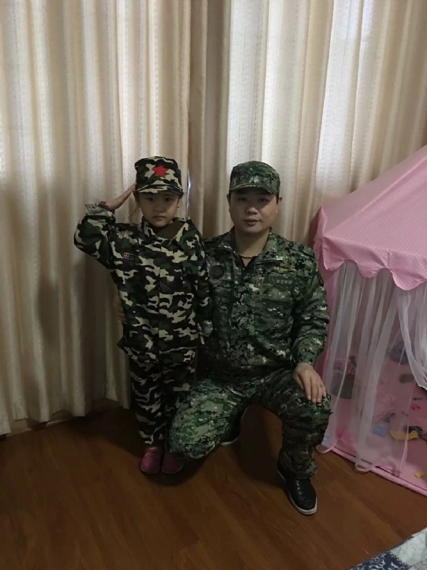 俗人的第一张照片--厦门相亲服务中心