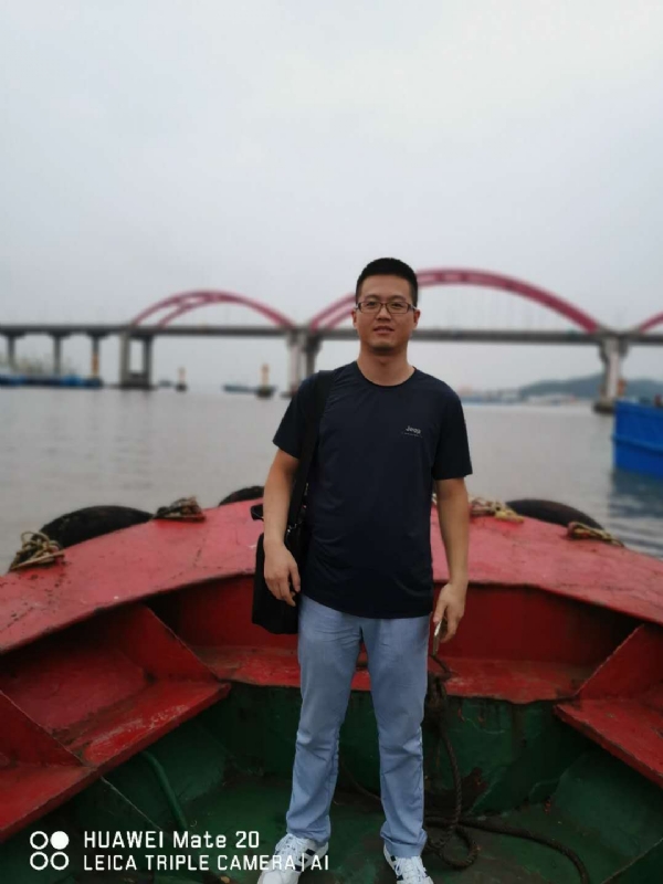 转角的第一张照片--厦门相亲服务中心