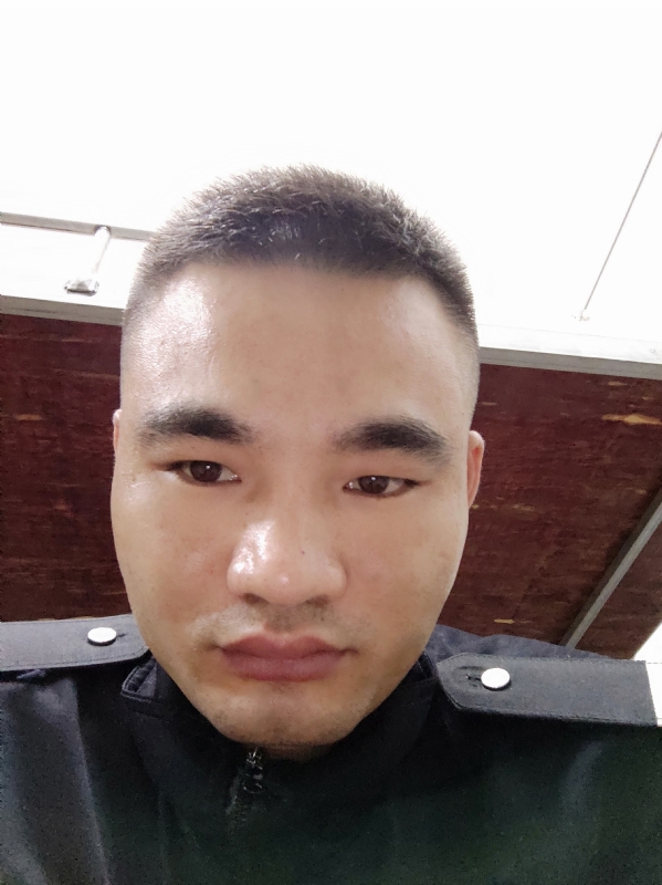 泉的第一张照片--厦门相亲服务中心