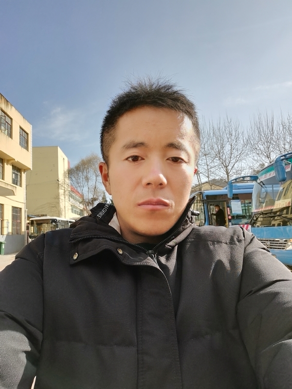 孤独的云的第一张照片--厦门相亲服务中心