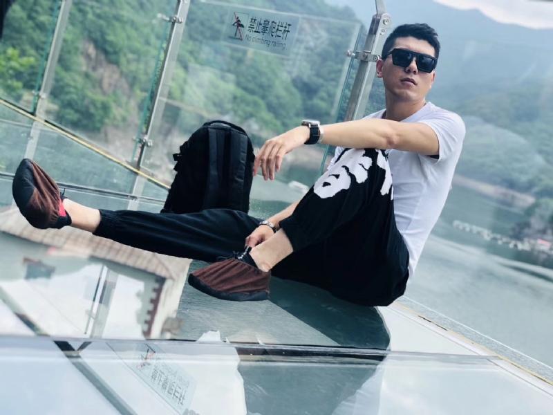 庄周梦蝶的第一张照片--厦门相亲服务中心