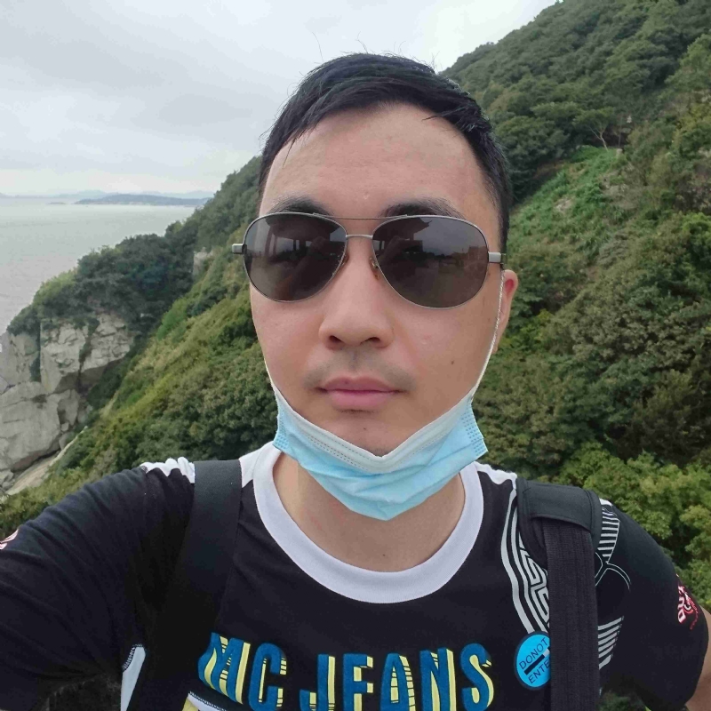 h君的第一张照片--厦门相亲服务中心