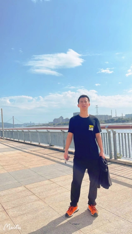 小螃蟹的第一张照片--厦门相亲服务中心