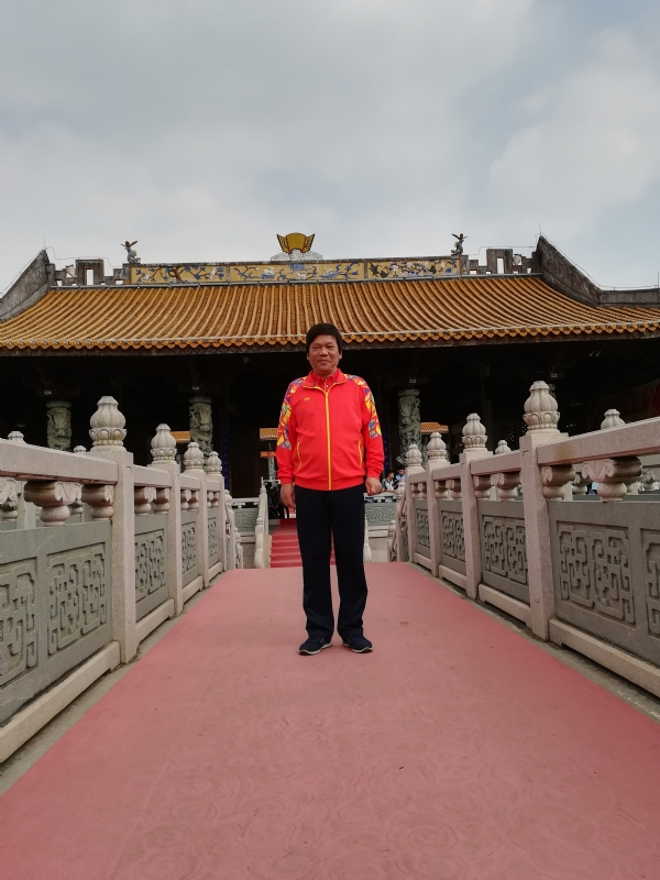 红尘老生的第一张照片--厦门相亲服务中心