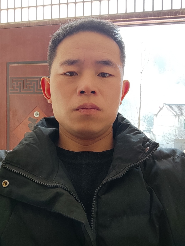 勇敢的成长的第一张照片--厦门相亲服务中心