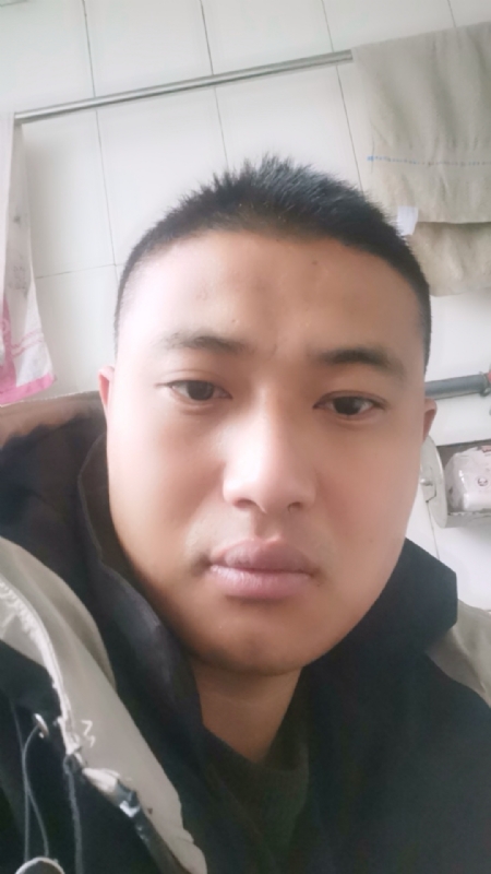烟花再美不过瞬间的第一张照片--厦门相亲服务中心