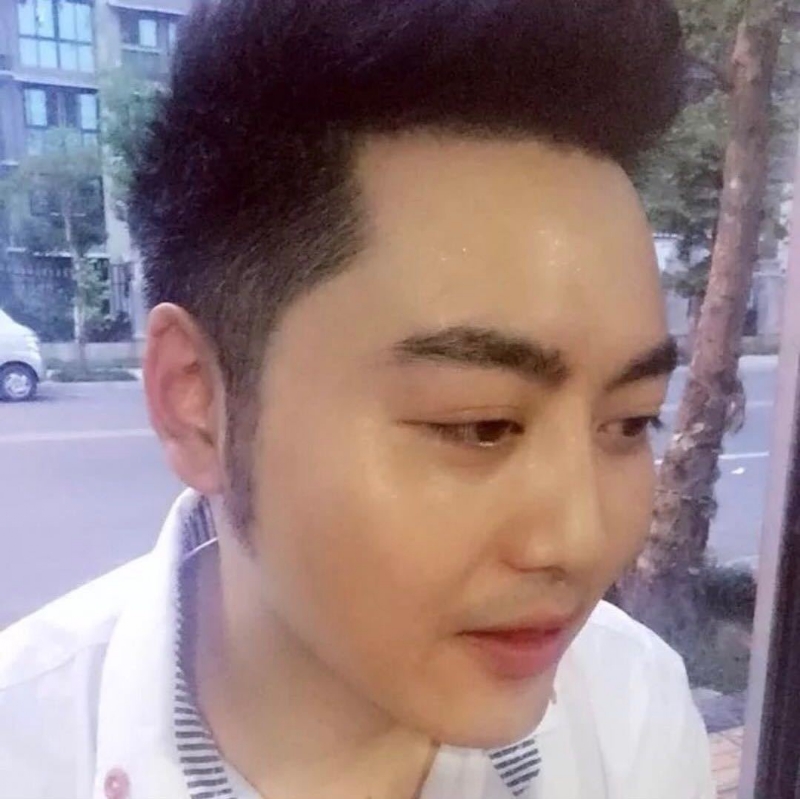 加油吧少年的第一张照片--厦门相亲服务中心