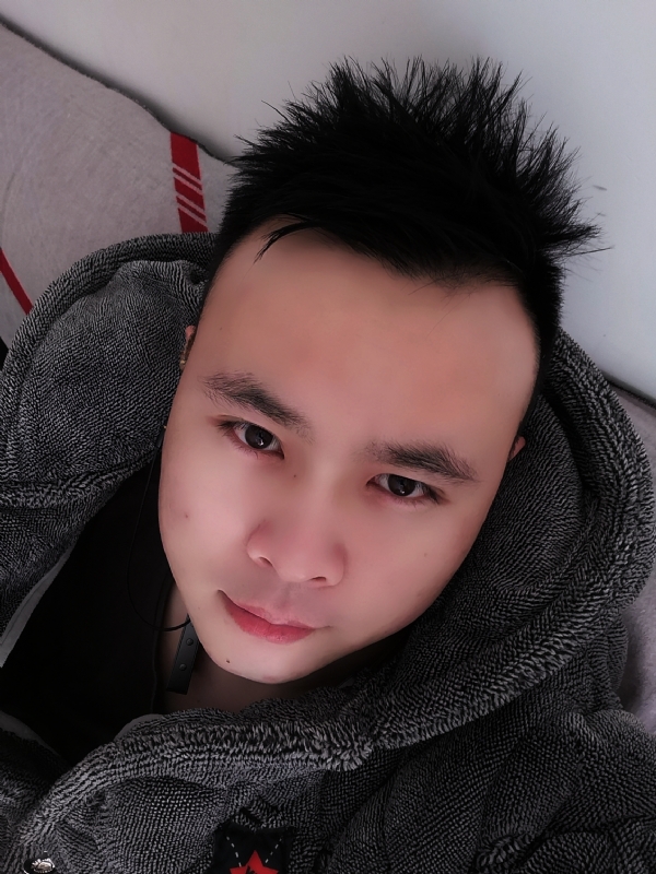 明明的第一张照片--厦门相亲服务中心