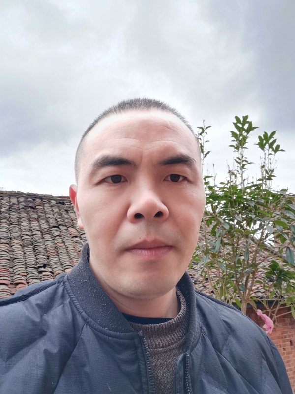 无悔的第一张照片--厦门相亲服务中心