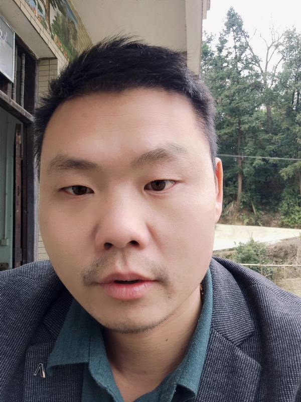 曾小焱的第一张照片--厦门相亲服务中心