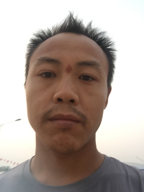 老曹的第一张照片--厦门相亲服务中心