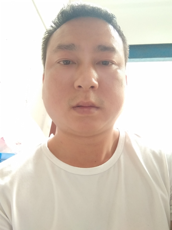 大叔的第一张照片--厦门相亲服务中心