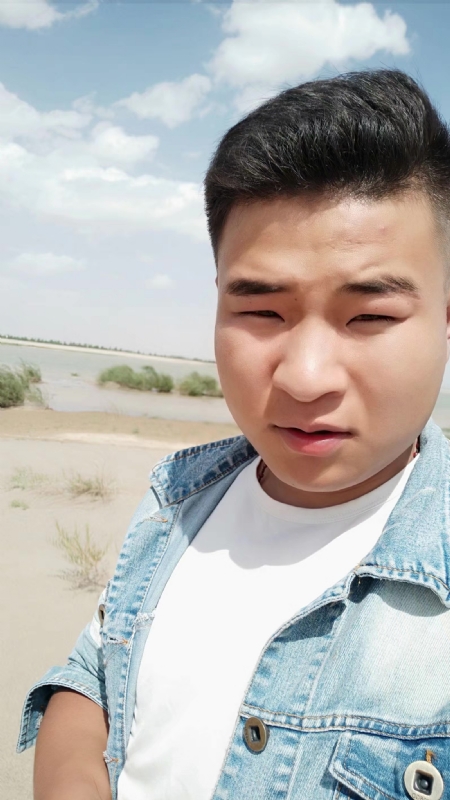 王强的第一张照片--厦门相亲服务中心
