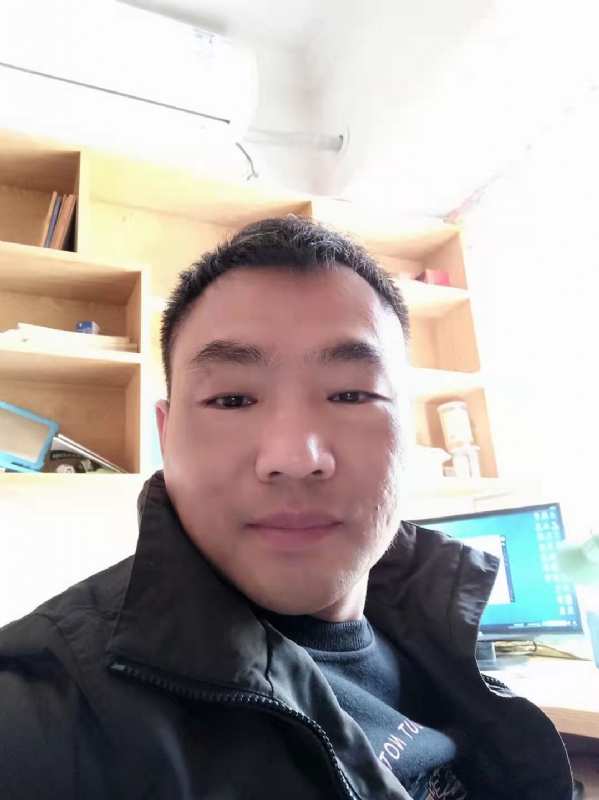 向前葱的第一张照片--厦门相亲服务中心
