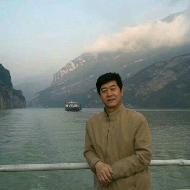 优秀善良1.78的第二张照片--厦门相亲服务中心