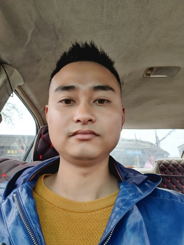 不破不立的第一张照片--厦门相亲服务中心