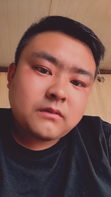 爱我所爱的第一张照片--厦门相亲服务中心