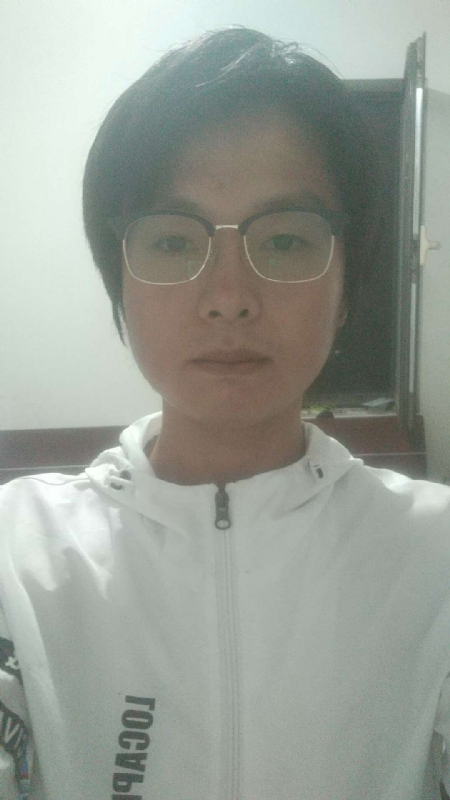 轻吻的第一张照片--厦门相亲服务中心