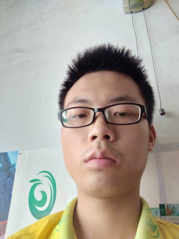 舒荷的第一张照片--厦门相亲服务中心