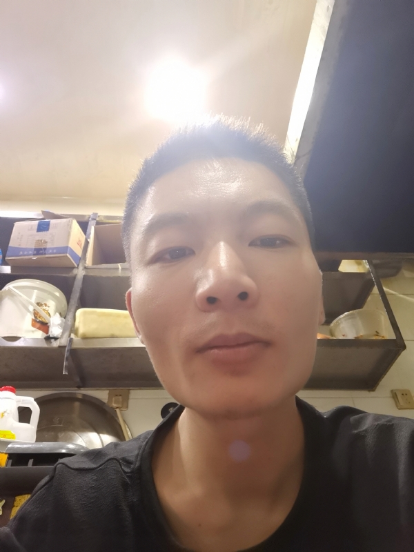 邹先生的第一张照片--厦门相亲服务中心