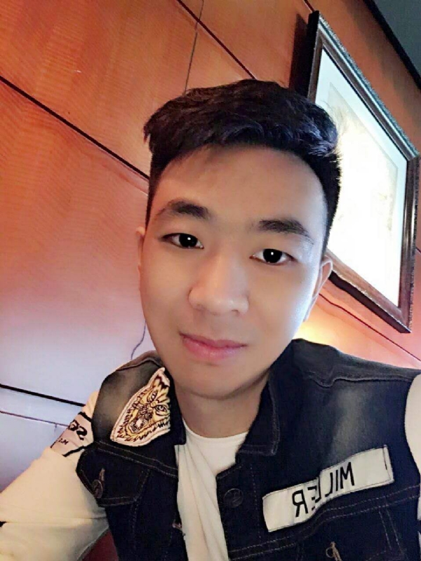 滞后的微笑的第三张照片--厦门相亲服务中心