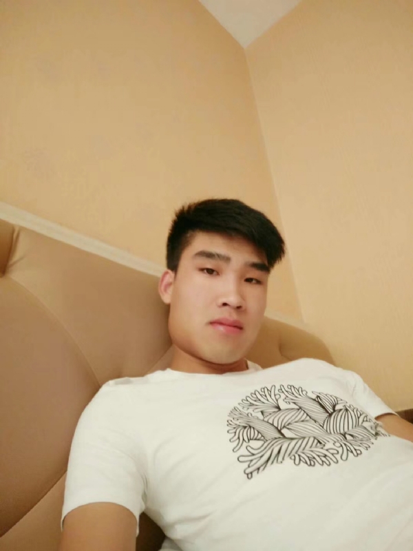 谁不曾孤单上路的第二张照片--厦门相亲服务中心