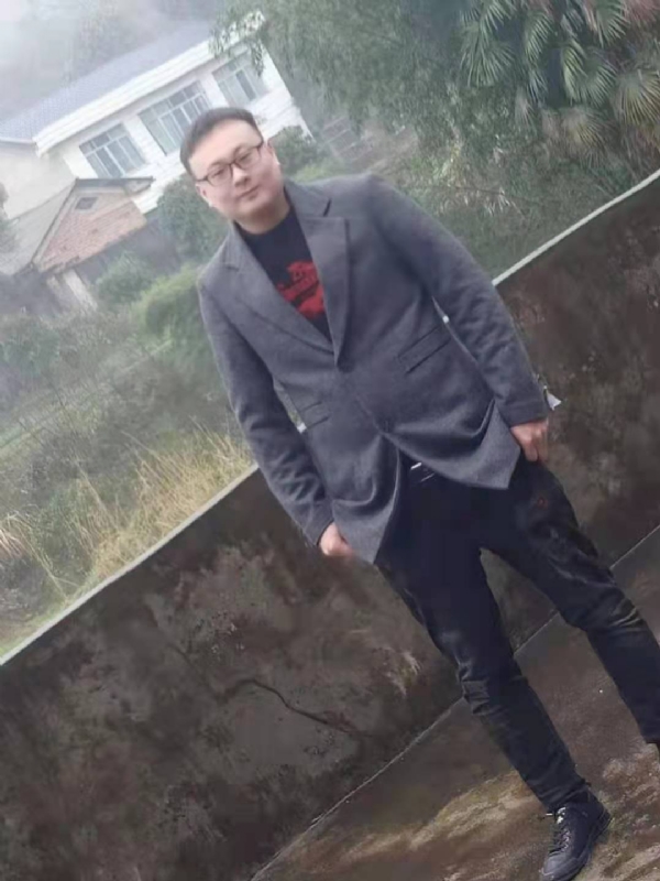 冰城的第一张照片--厦门相亲服务中心