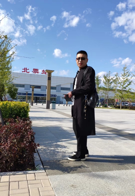 仟佰渡的第一张照片--厦门相亲服务中心