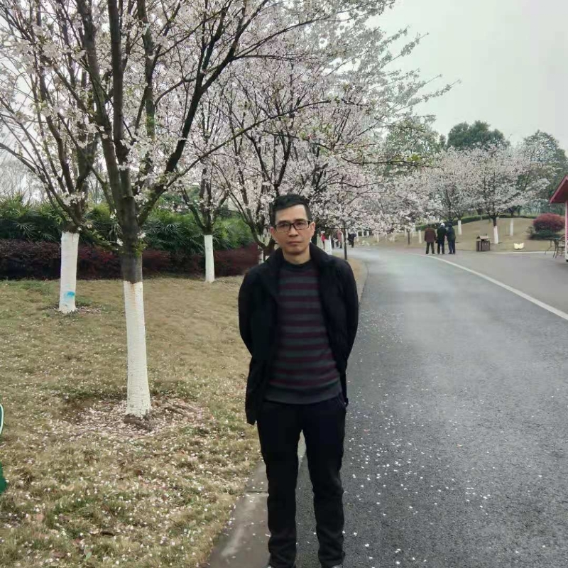 痴心爱人的第一张照片--厦门相亲服务中心